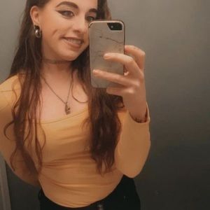 Meet your Posher, Cáitlin